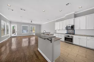 822 W 22nd St, Houston, TX 77008 - Photo 9