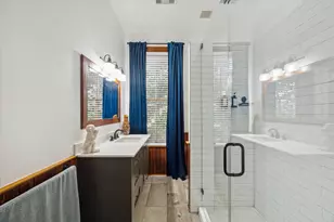 1426 Avenue M, Galveston, TX 77550 - Photo 17