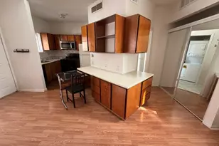 7901 Cambridge St, Houston, TX 77054 - Photo 9