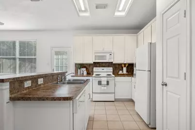 2911 Hackamore Hollow Lane, Houston, TX 77014 - Photo 9