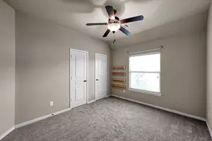 2458 S Bramlet Dr, Conroe, TX 77304 - Photo 25