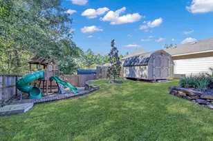 2458 S Bramlet Dr, Conroe, TX 77304 - Photo 37