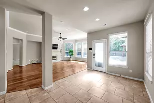 2458 S Bramlet Dr, Conroe, TX 77304 - Photo 17