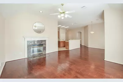 2019 Magnolia Crest Lane, Sugar Land, TX 77478 - Photo 15