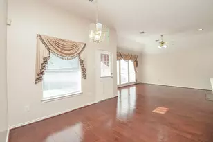 2019 Magnolia Crest Ln, Sugar Land, TX 77478 - Photo 17