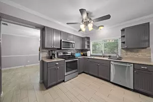 2147 Lone Rock Dr, Houston, TX 77339 - Photo 5