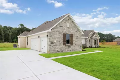 400 Barton Place Drive, Tarkington, TX 77327 - Photo 3