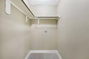 10214 Bretton Dr, Houston, TX 77016 - Photo 15