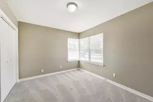 10214 Bretton Dr, Houston, TX 77016 - Photo 17