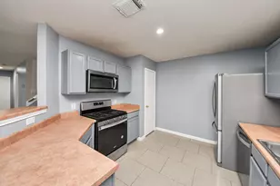 21018 Creek Edge Ct, Katy, TX 77449 - Photo 13