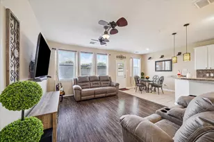 13102 Peppergate Ln, Houston, TX 77044 - Photo 3