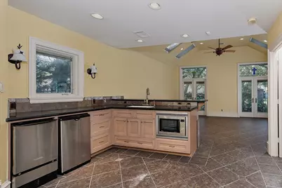 2 Wexford Court, Houston, TX 77024 - Photo 47