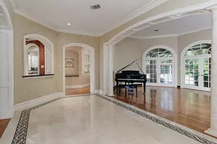 2 Wexford Ct, Houston, TX 77024 - Photo 11