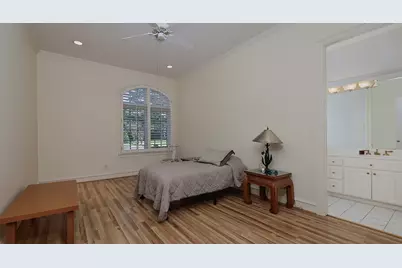 2 Wexford Court, Houston, TX 77024 - Photo 25