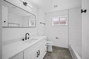 10935 Silkwood Dr, Houston, TX 77031 - Photo 13