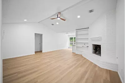 10935 Silkwood Drive, Houston, TX 77031 - Photo 5