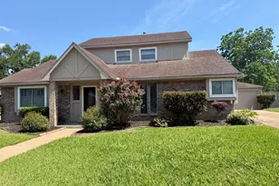 2306 Rushbrook Dr, Missouri City, TX 77489 - Photo 3