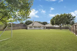 7102 Hollow Field Ln, Cypress, TX 77433 - Photo 5