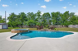 10706 Harry Dr, Needville, TX 77461 - Photo 29