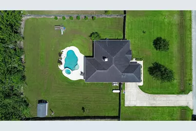 10706 Harry Drive, Needville, TX 77461 - Photo 3