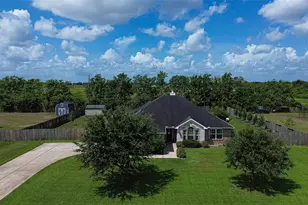 10706 Harry Dr, Needville, TX 77461 - Photo 41