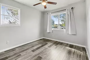1627 Texas Ave, League City, TX 77573 - Photo 19
