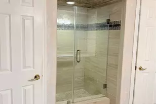 5607 Arncliffe Dr, Houston, TX 77088 - Photo 37