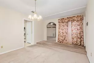 5607 Arncliffe Dr, Houston, TX 77088 - Photo 25