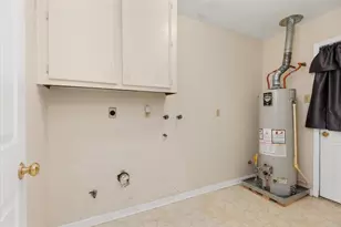 5607 Arncliffe Dr, Houston, TX 77088 - Photo 23