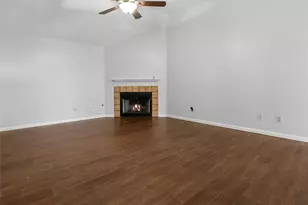 75 Avocado Ct, Lake Jackson, TX 77566 - Photo 9