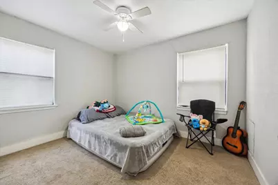 10109 Chesterfield Drive, Houston, TX 77051 - Photo 7