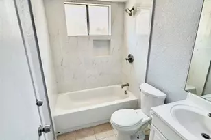 16110 White Star Dr, Houston, TX 77062 - Photo 3