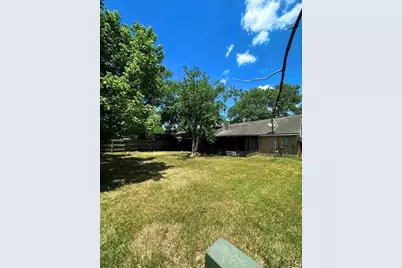 16110 White Star Drive, Houston, TX 77062 - Photo 13