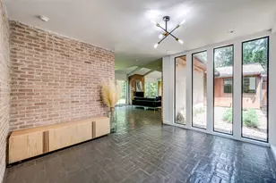 15 Saddlebrook Ln, Houston, TX 77024 - Photo 5