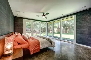 15 Saddlebrook Ln, Houston, TX 77024 - Photo 23