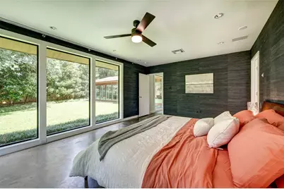 15 Saddlebrook Lane, Houston, TX 77024 - Photo 23