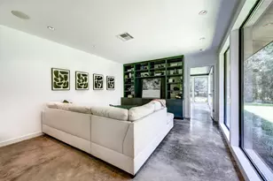 15 Saddlebrook Ln, Houston, TX 77024 - Photo 21