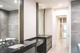 409 W Saulnier St, Houston, TX 77019 - Photo 41