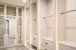 409 W Saulnier St, Houston, TX 77019 - Photo 45