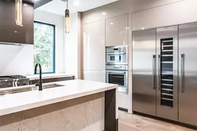 409 W Saulnier Street, Houston, TX 77019 - Photo 17