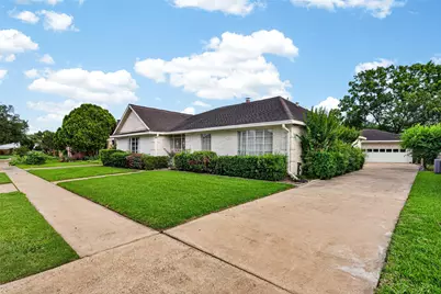 6215 Sanford Road, Houston, TX 77096 - Photo 3