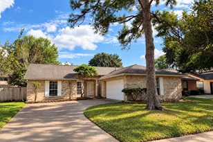 15315 Meadow Village Dr, Houston, TX 77095 - Photo 25