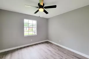 12922 Claygate Dr, Houston, TX 77047 - Photo 17