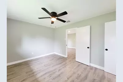 12922 Claygate Drive, Houston, TX 77047 - Photo 13