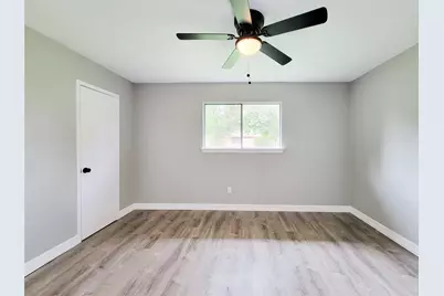 12922 Claygate Drive, Houston, TX 77047 - Photo 11