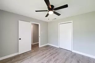 12922 Claygate Dr, Houston, TX 77047 - Photo 25