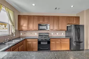 1615 Bel Riposo Ln, League City, TX 77573 - Photo 21