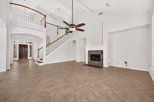 1415 Kennewick Ct, Sugar Land, TX 77479 - Photo 7