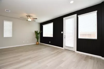 4212 Lyons Fall Drive, Houston, TX 77080 - Photo 9