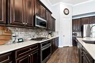 5922 Green Meadows Ln, Katy, TX 77493 - Photo 17